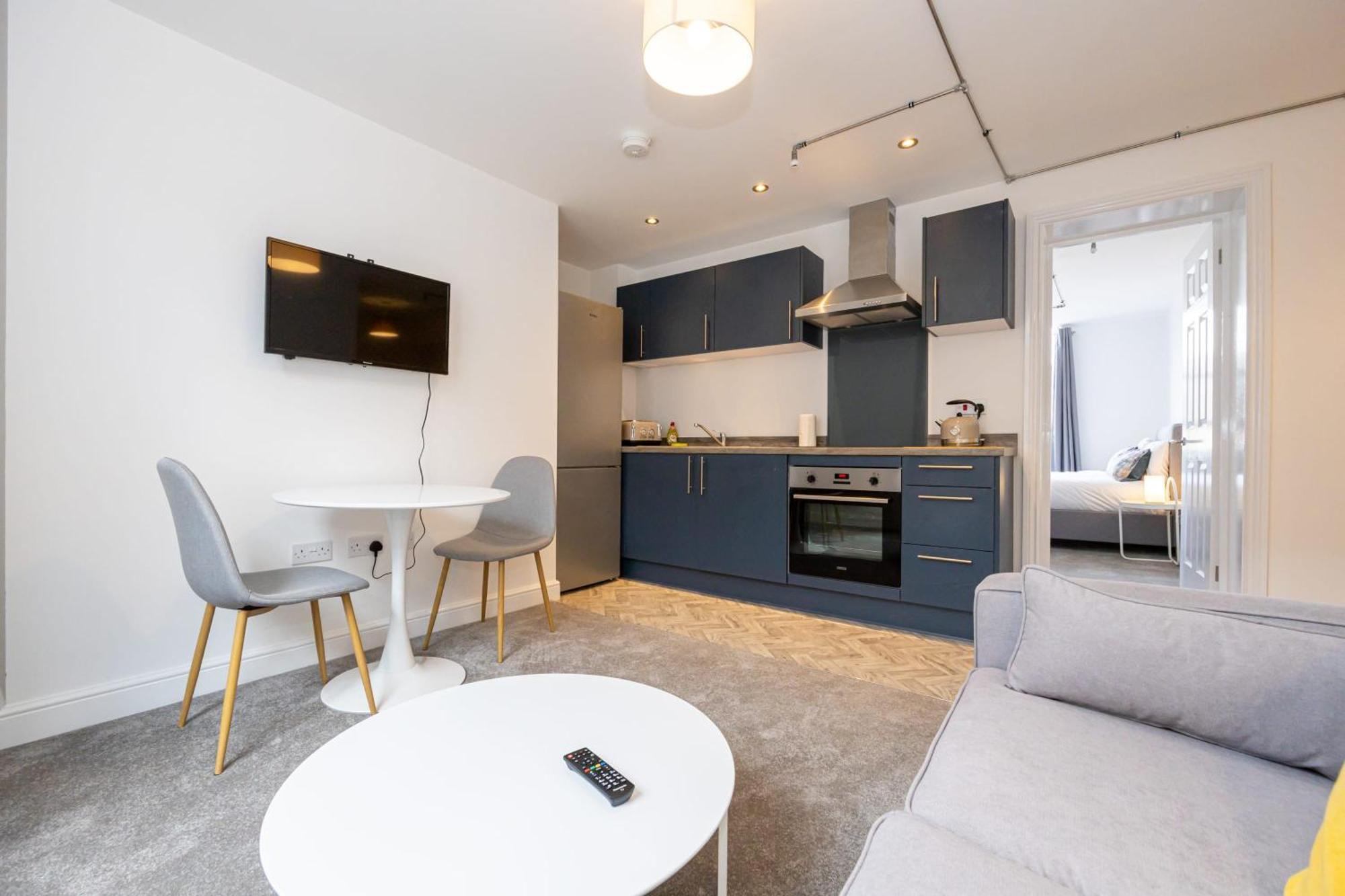 Beautiful 1 Bed 20Mins To Central Manchester Болтон Экстерьер фото