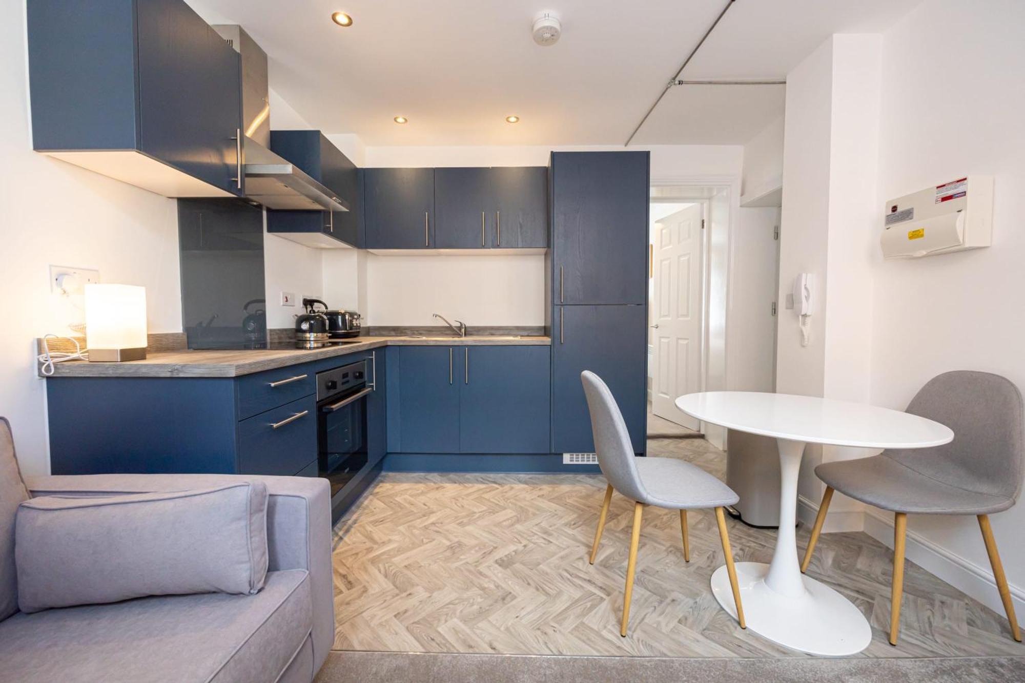 Beautiful 1 Bed 20Mins To Central Manchester Болтон Экстерьер фото